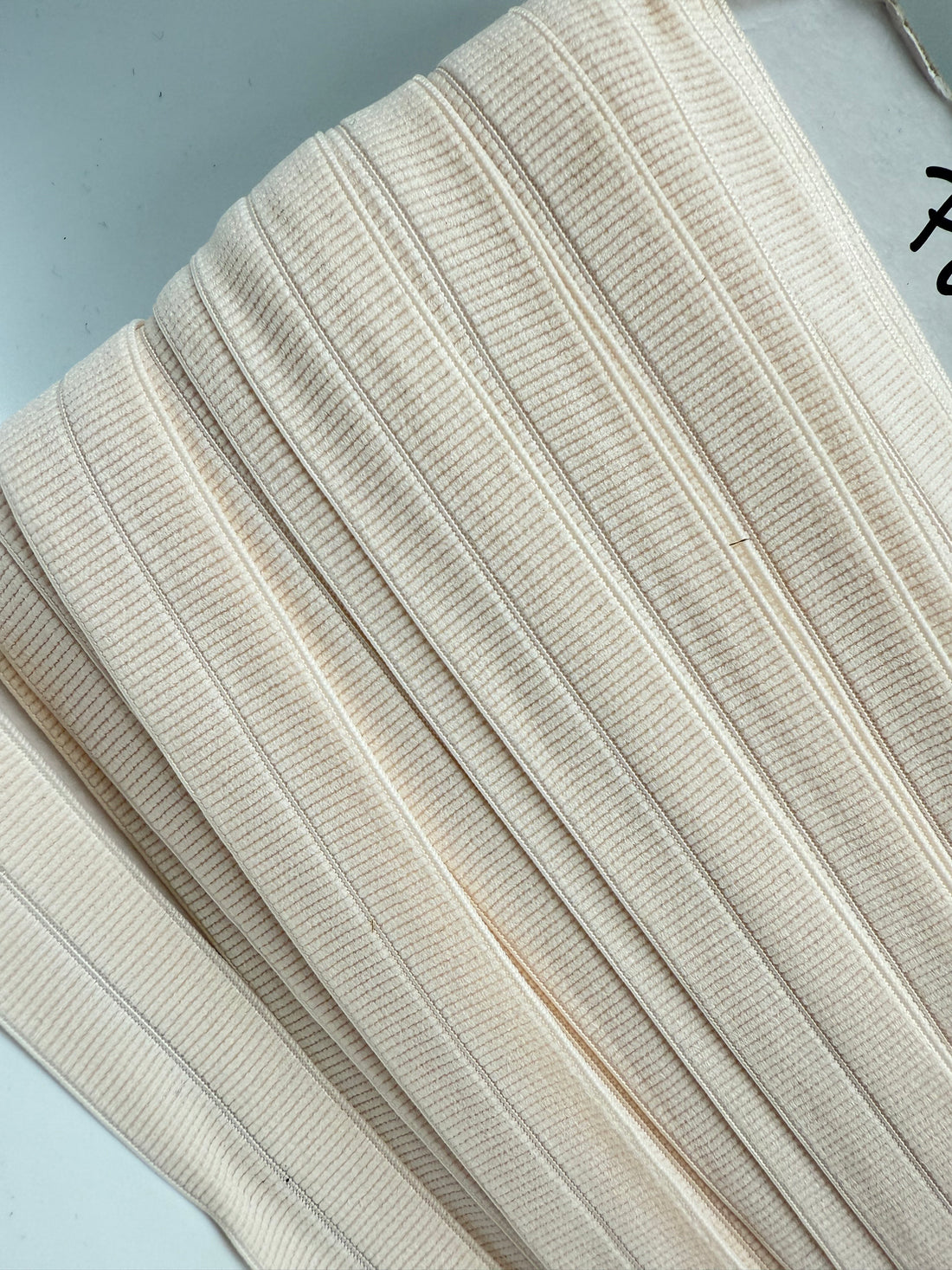 Lys Pudder/Rosa - Foldeelastik 2 cm bred