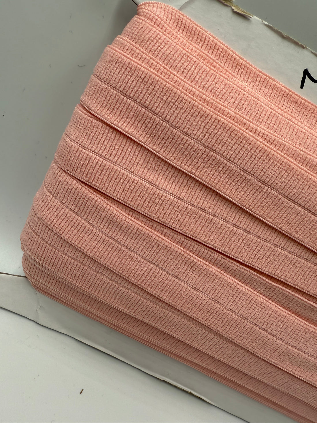 Mørk pudder/Rosa - Foldeelastik 2 cm bred