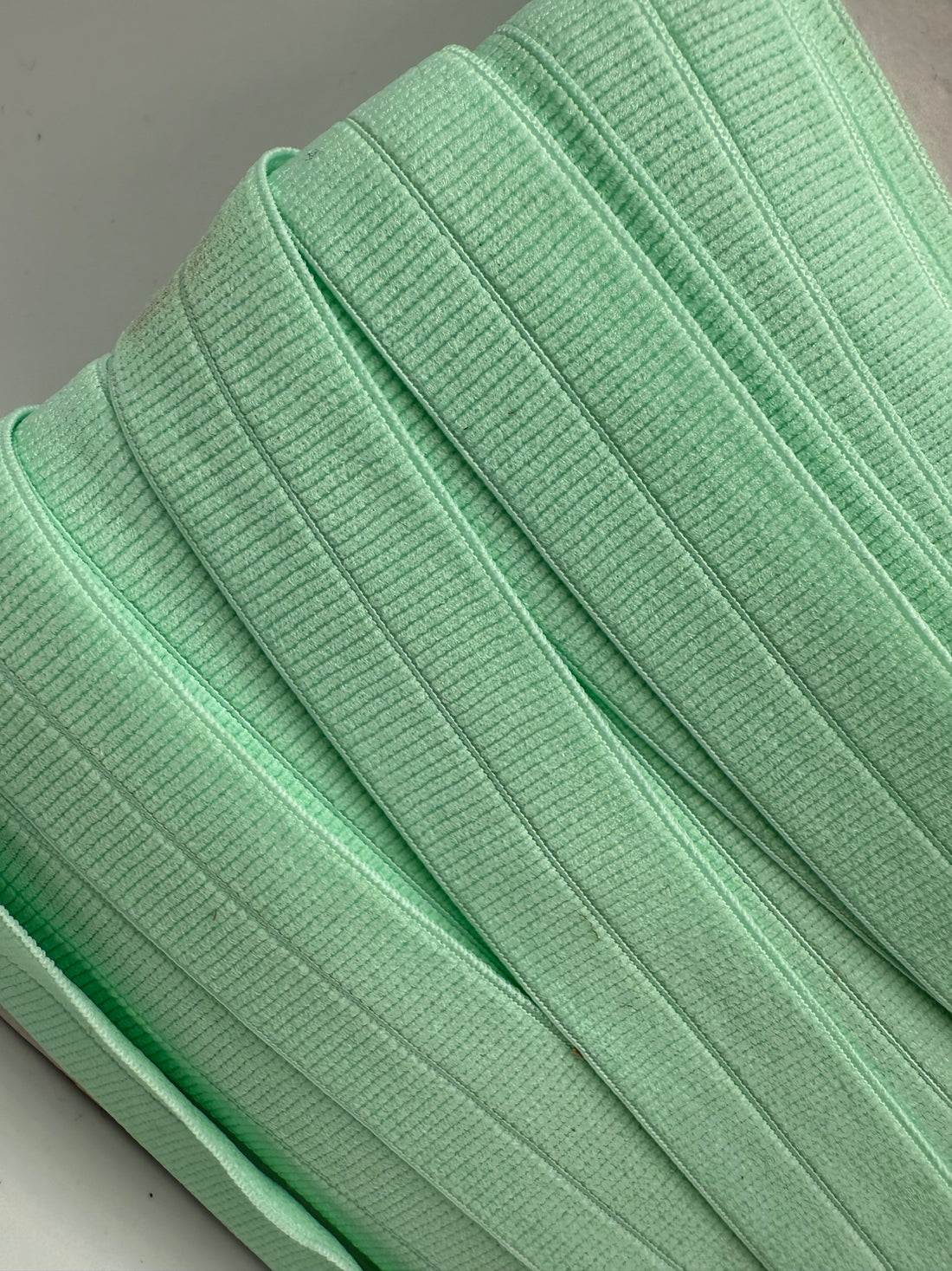 Mint grøn- Foldeelastik 2 cm bred