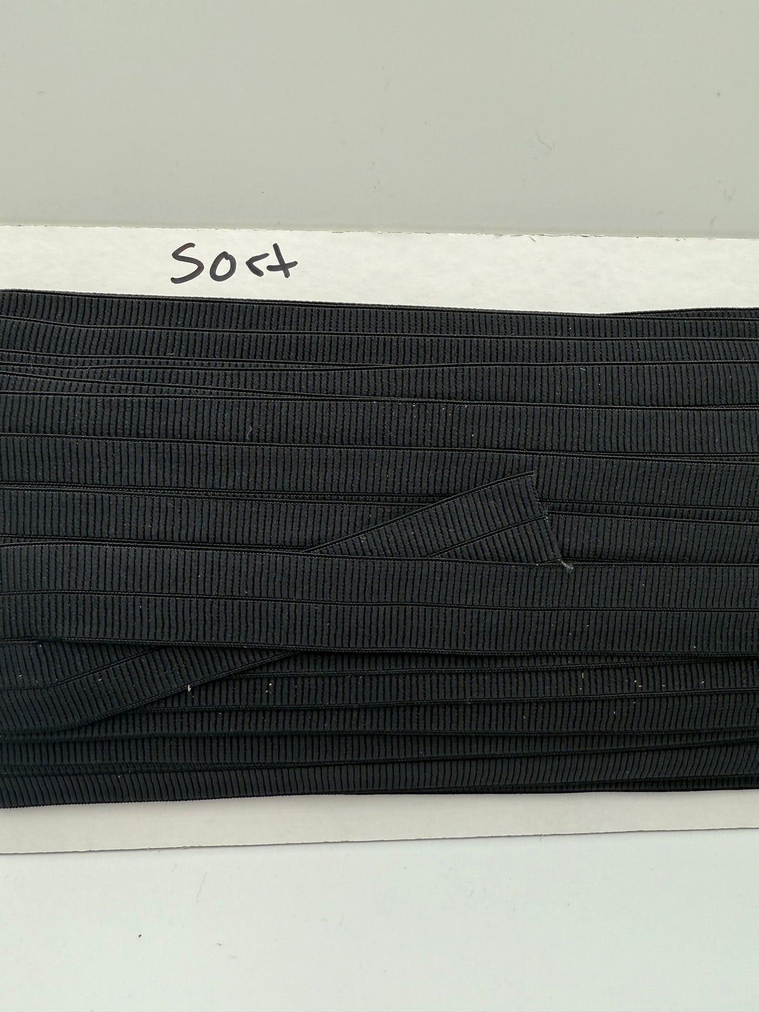 Sort- Foldeelastik 2 cm bred