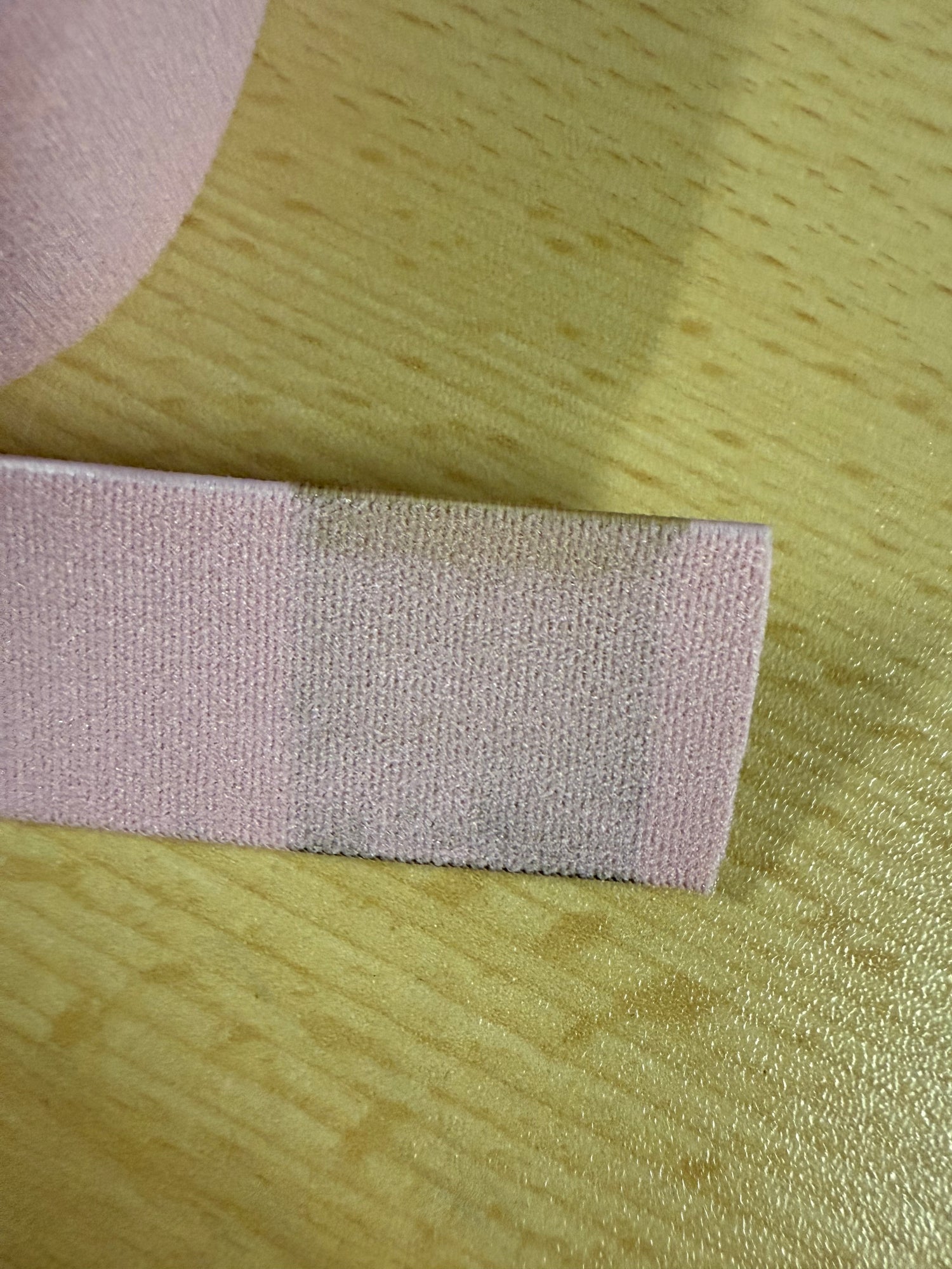 REST - 2,2 m linnings elastik lyserød 2,5 cm 2. Sortering -OBS billeder