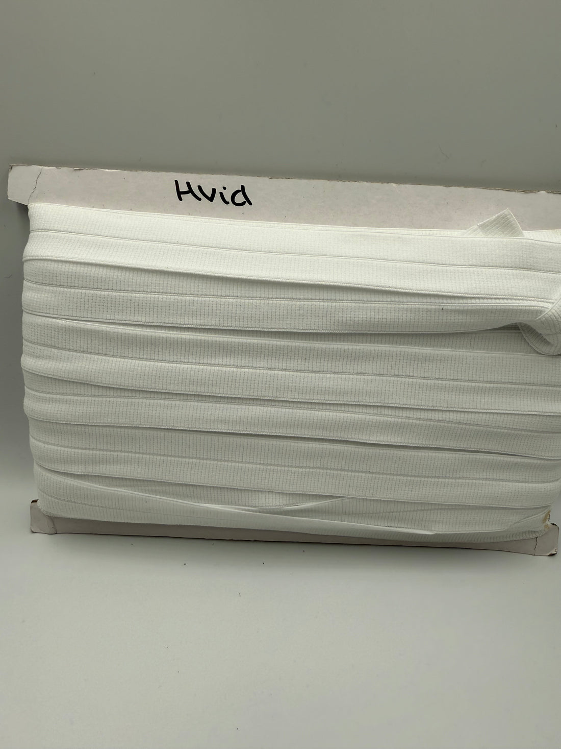 Hvid - Foldeelastik 2 cm bred